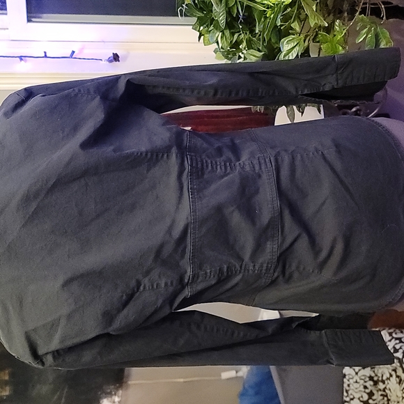 Corset style dress shirt with hook and eye closures up front and sleeves - Picture 4 of 6